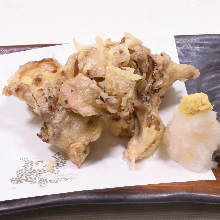 Hen-of-the-woods mushroom tempura