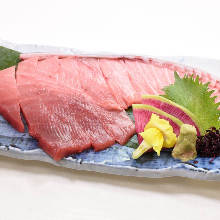 Assorted tuna sashimi