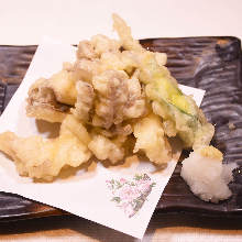 Hen-of-the-woods mushroom tempura