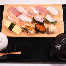 Nigiri sushi lunch set