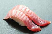 Chutoro (medium fatty tuna)