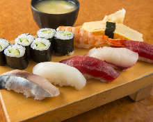 Nigiri sushi lunch set