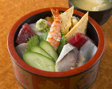 Chirashi sushi lunch