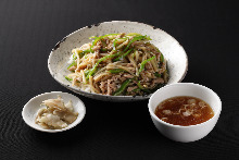 Niku-don (meat rice bowl)