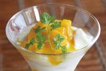 Almond jelly with mango