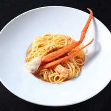 Tomato cream sauce pasta with Japanese blue crab