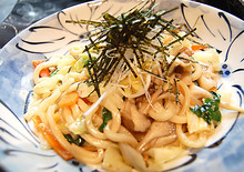 Sauteed wheat noodles