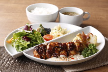 Grilled / sauteed chicken