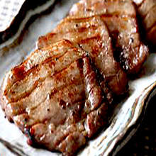 Grilled beef tongue