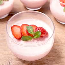 Almond jelly with fruit