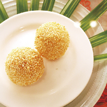 Sesame dumpling