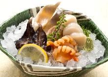 Assorted shellfish sashimi