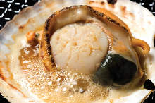 Grilled scallop with butter