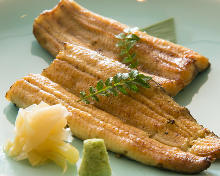 Grilled eel without seasoning