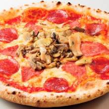 Salami and mushroom pizza