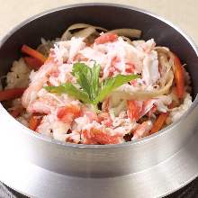 Crab kamameshi (pot rice) 
