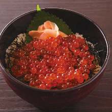 Salmon roe rice bowl