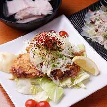 Sanzoku-yaki (large fried chicken)