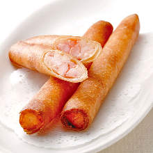 Fried spring roll of shrimp