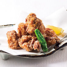 Fried chicken with tartar sauce