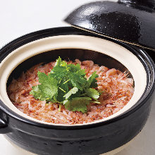 Donabe Gohan (rice in an earthen pot)