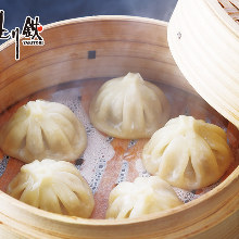 Xiaolongbao (soup dumplings)