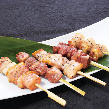 Assorted grilled pork skewers, 5 kinds