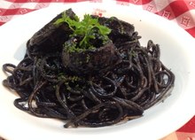 Pasta with squid ink sauce