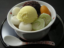 Cream anmitsu (agar gelatin with fruits, sweet red bean paste, and whipped cream)