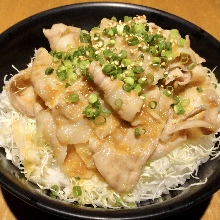 Ginger-fried meat rice bowl