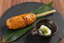 Gristle-containing meatball skewer