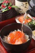 Shake chazuke(salmon and rice with tea)