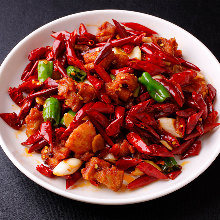 Stir-fried chicken with red pepper