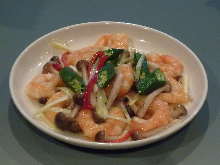 Stir-fried shrimp with salt