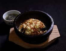Stone-cooked yakiniku bibimbap