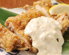 Fried chicken with vinegar and tartar sauce