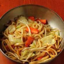 Sauteed wheat noodles