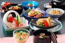 Kaiseki (Japanese-style) course meal "HOURAI"