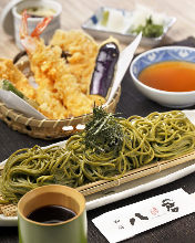 Tea-flavored buckwheat noodles and tempura set menu