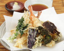 Assorted tempura