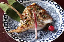 Kabutoni (simmered fish head)