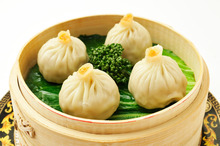 Xiaolongbao (soup dumplings)