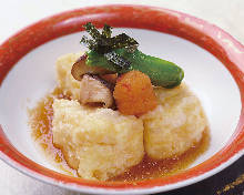 Deep-fried tofu in broth