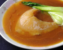 Simmered shark fin