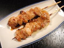 Grilled chicken skewer