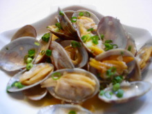 Manila clams steamed in white wine