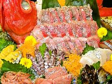 Assorted sashimi