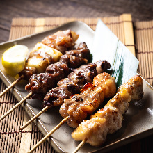 Assorted grilled chicken skewers, 5 kinds