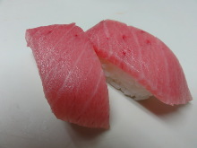 Chutoro (medium fatty tuna)