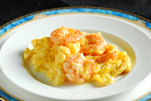 Stir-fried shrimp and egg